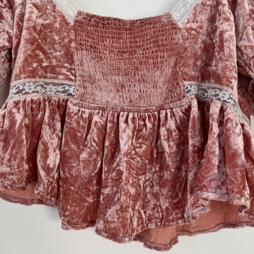 Free People Yours Truly Mauve Pink Velvet Lace Top Blouse XS - Picture 9 of 17